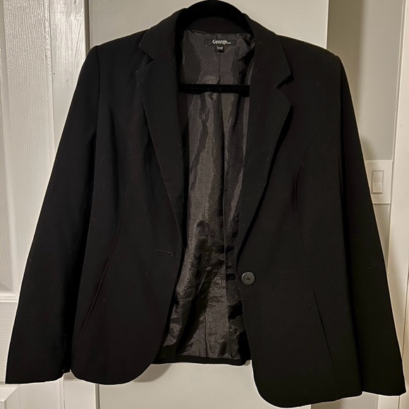 Women’s Blazer - Picture 3 of 3